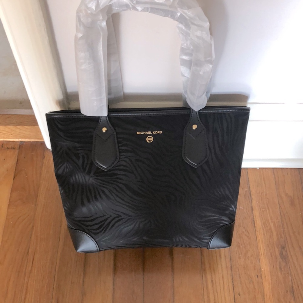 Michael Kors small shoulder bag